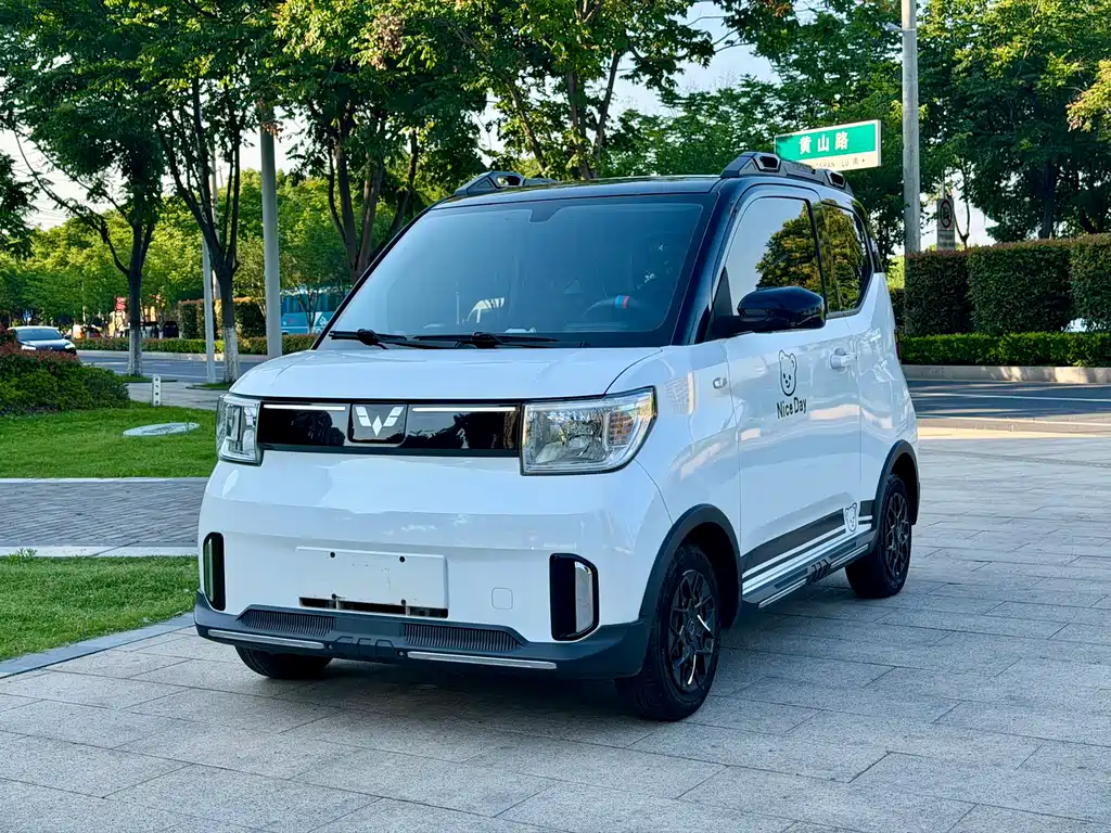 2023 Wuling Motors Hongguang Mini EV - zdjęcie 1 z 17