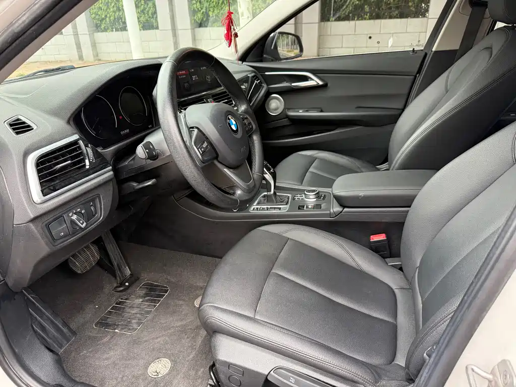 BMW 1 Series — миниатюра 8