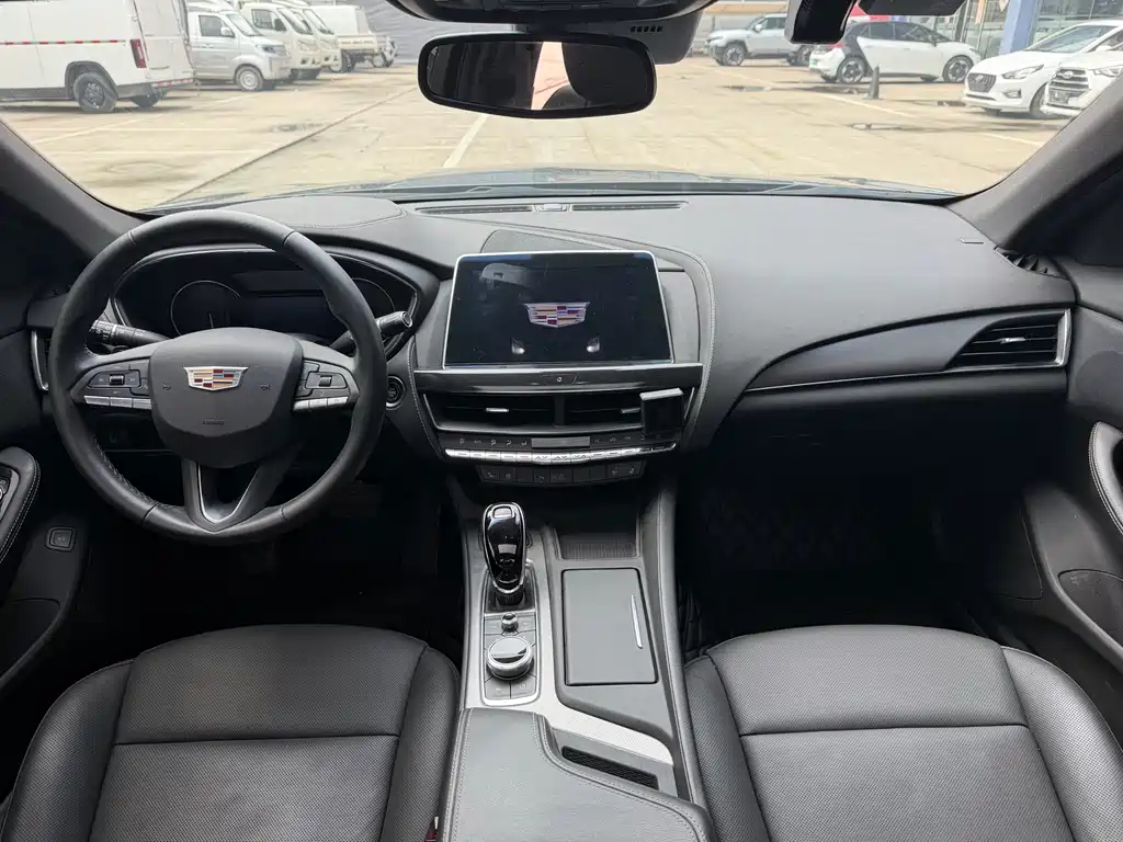 Cadillac CT5 — миниатюра 9