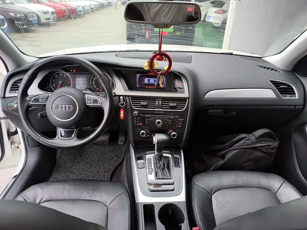 Audi A4L — миниатюра 10