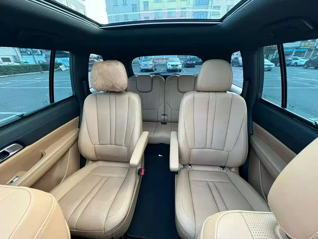 Li Auto Li ONE — миниатюра 6
