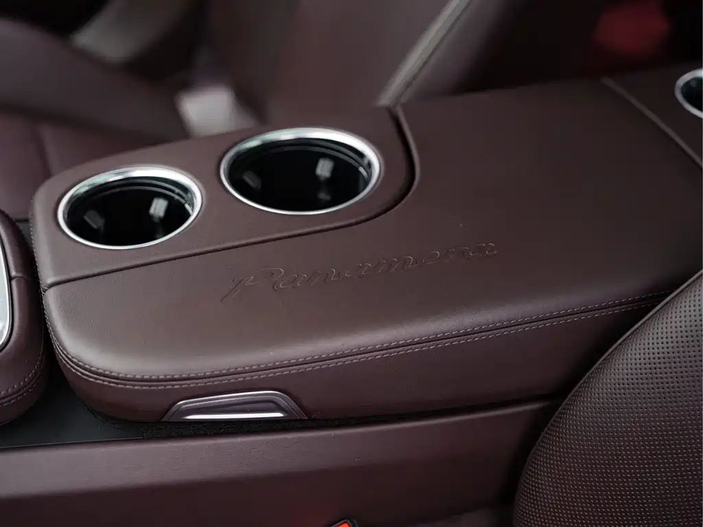 Porsche Panamera — миниатюра 27