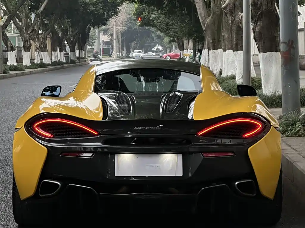 McLaren 570 2015 570S 3.8T Coupe