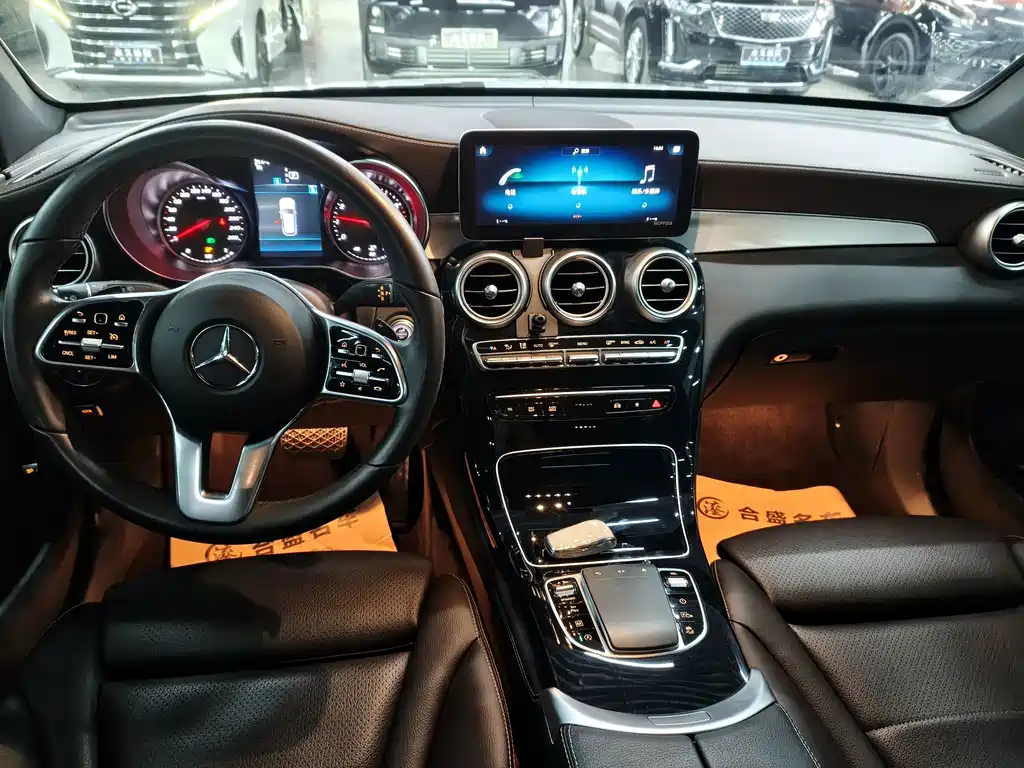 Mercedes-Benz GLC — миниатюра 10