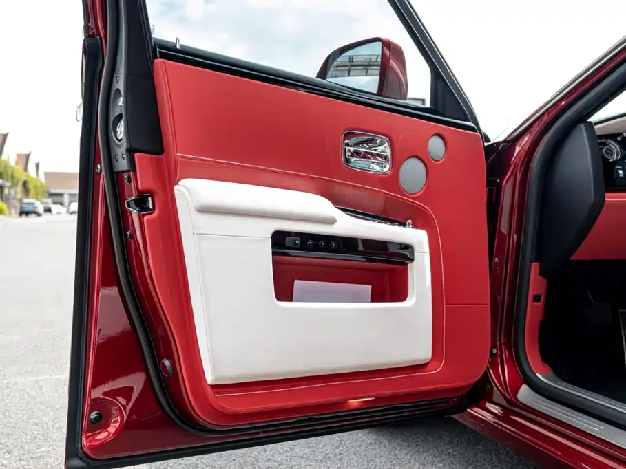 Rolls-Royce Ghost — миниатюра 12