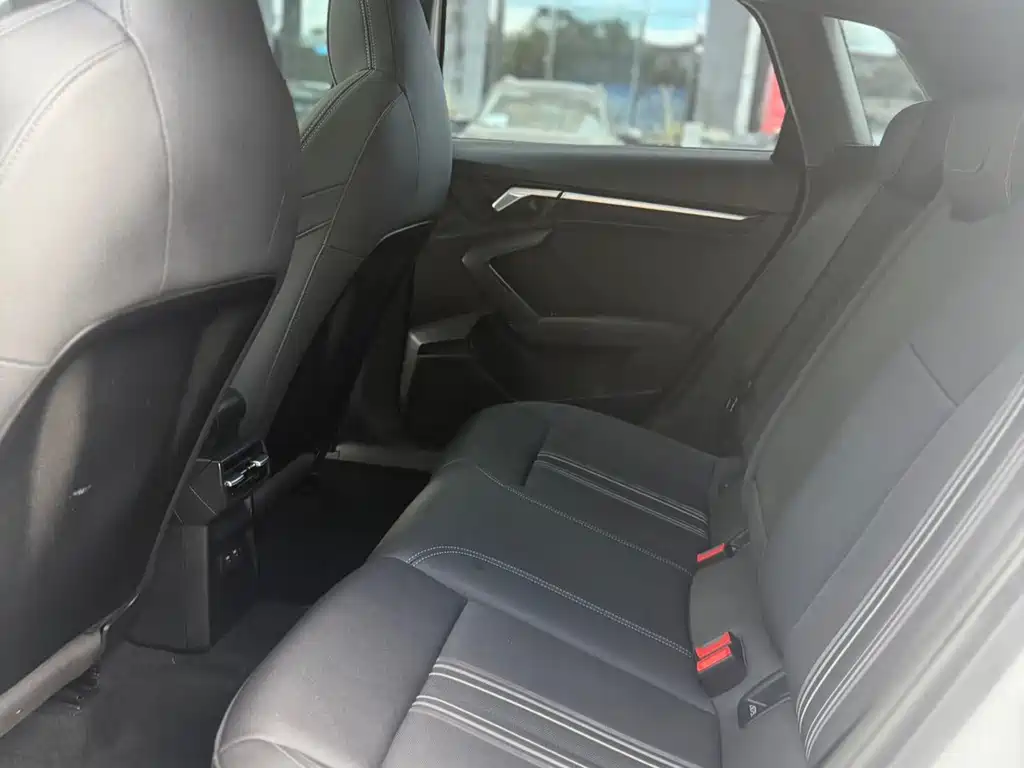 Audi A3 — миниатюра 10
