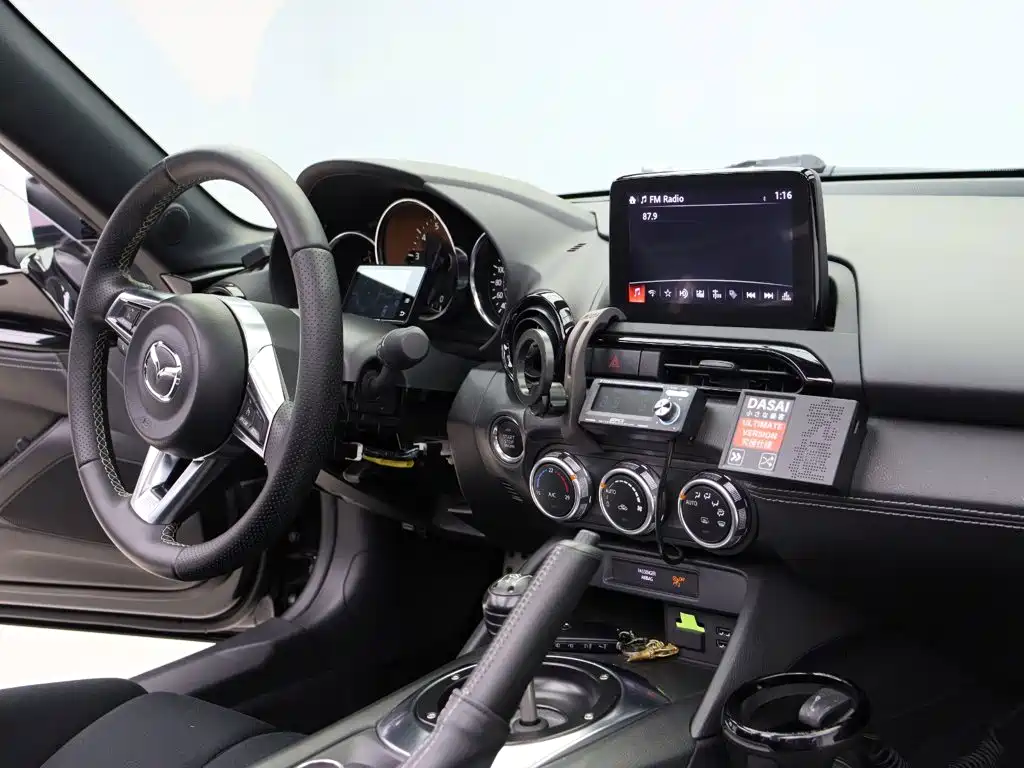 Mazda MX-5 — миниатюра 14