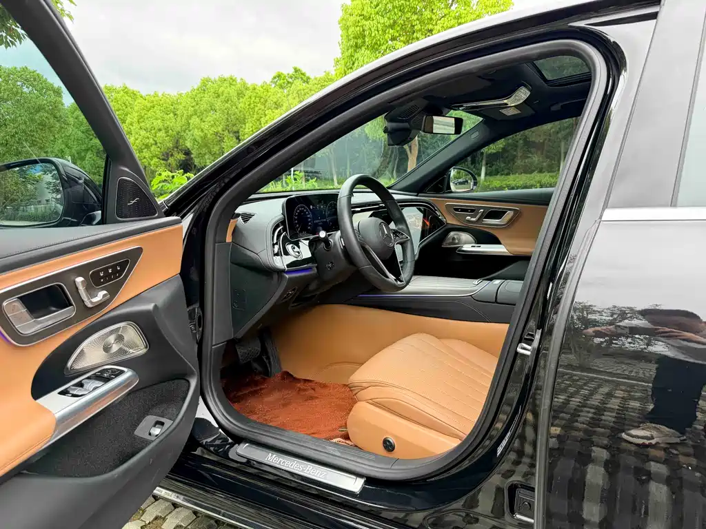 Mercedes-Benz E-Class E 2024 E 300 L Luxury