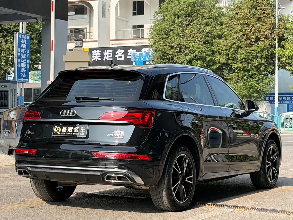 Audi Q5L — миниатюра 9