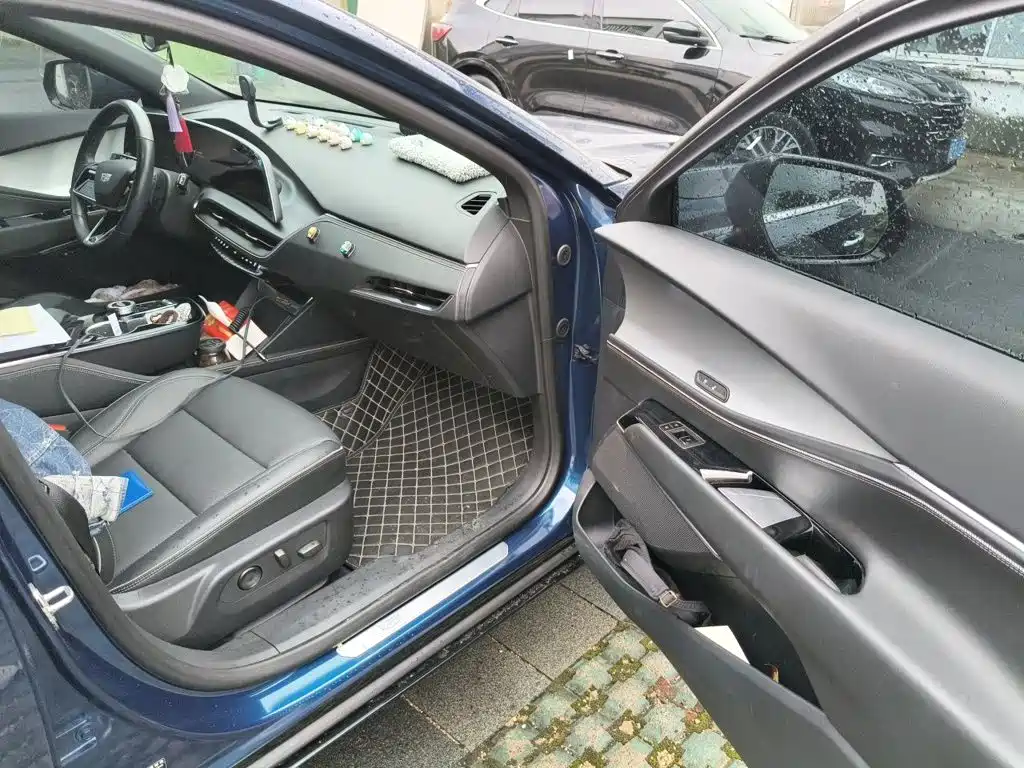 Cadillac GT4 — миниатюра 18