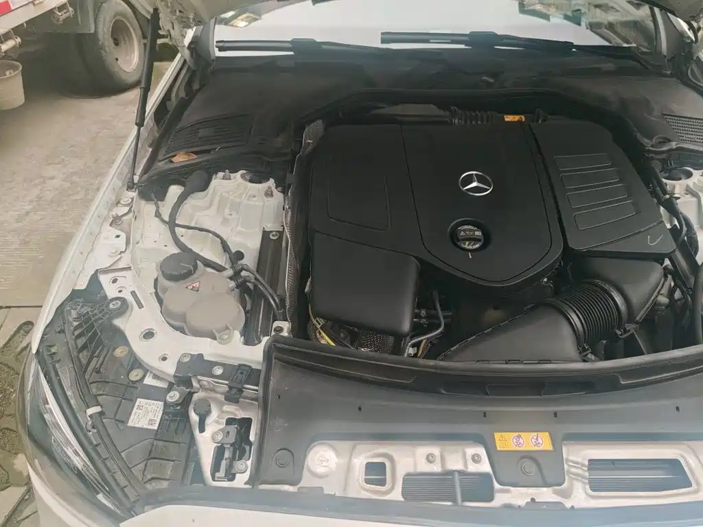 Mercedes-Benz C-Class — миниатюра 20