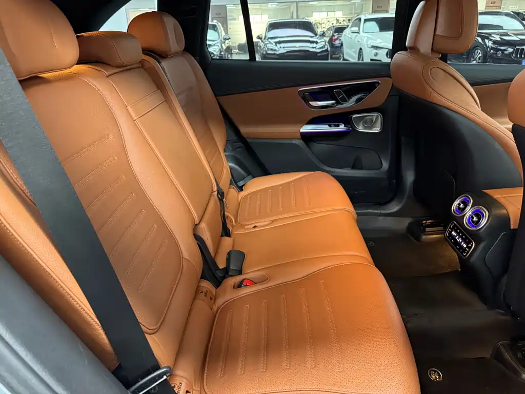 Mercedes-Benz GLC — миниатюра 16