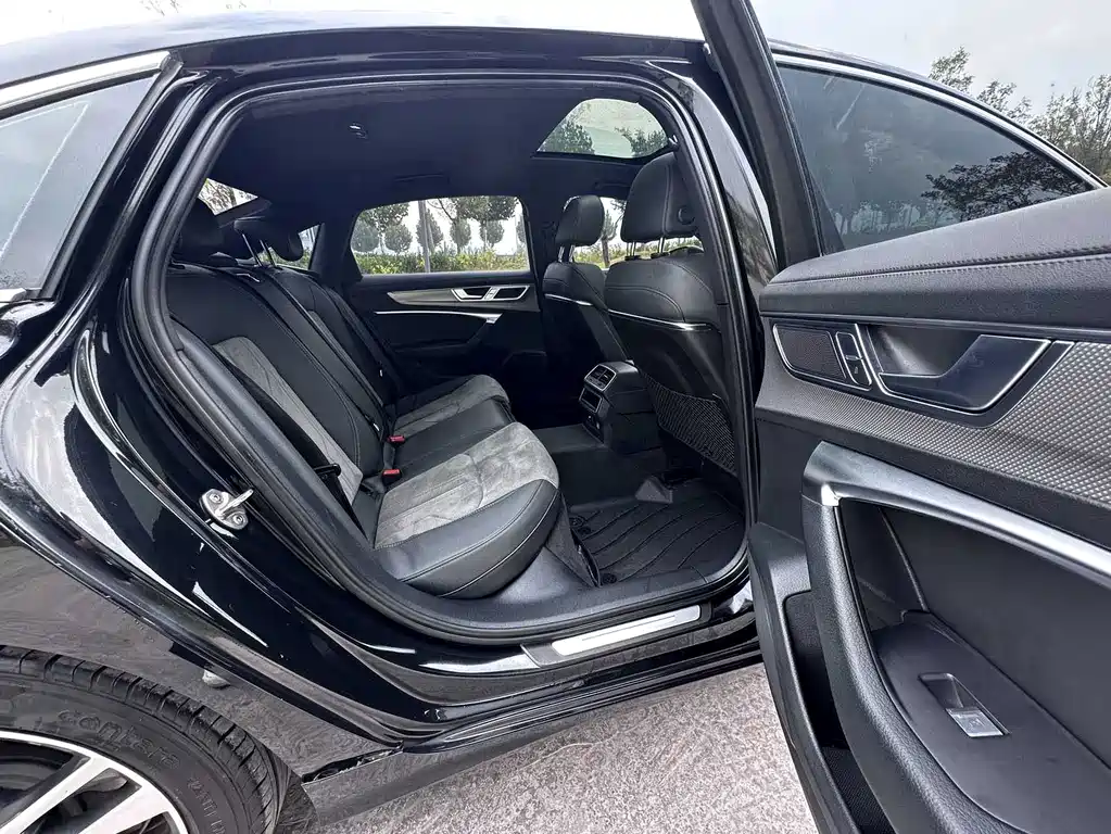 Audi A6L — миниатюра 6