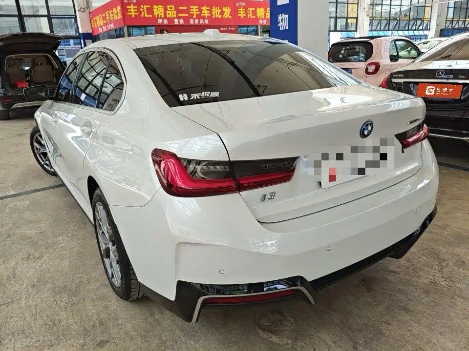 BMW i3 — миниатюра 13