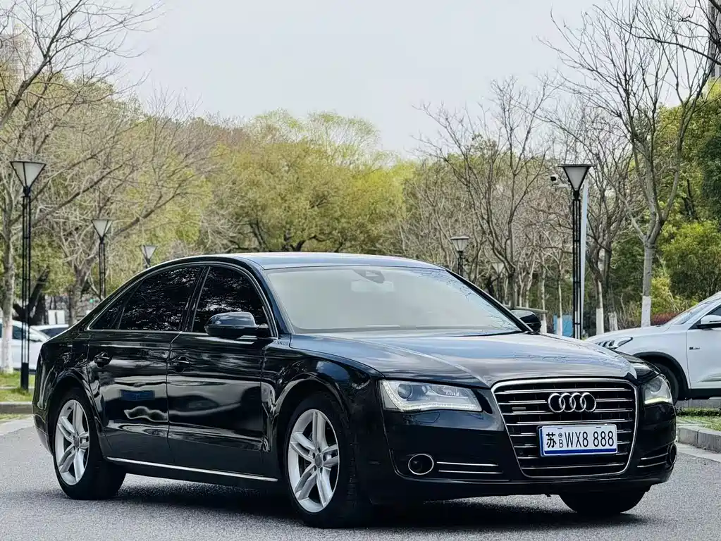 Audi A8 2011 A8L 3.0 TFSI quattro Comfort (213kW
