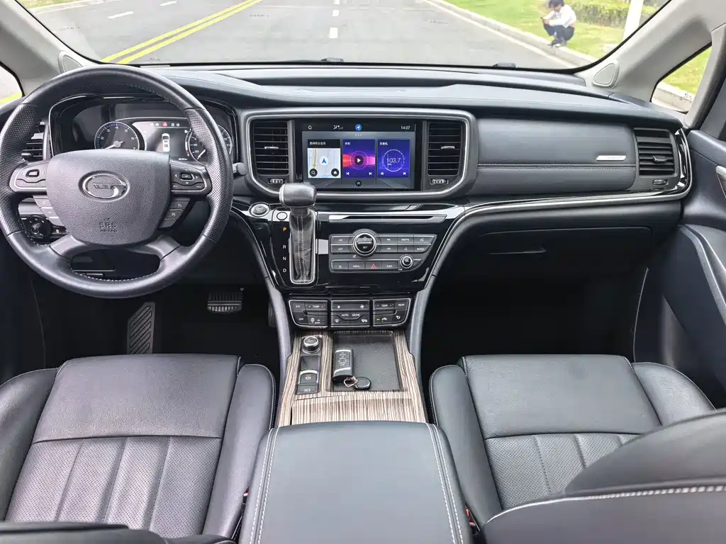 GAC Motor Trumpchi M8 — миниатюра 10