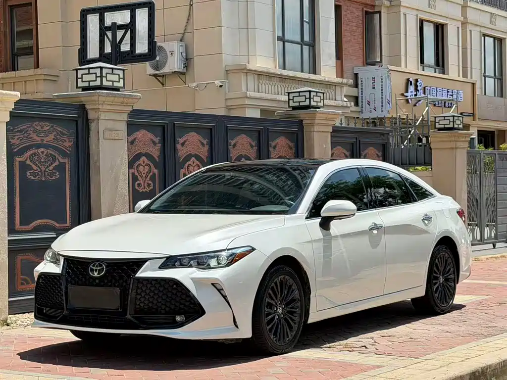 Toyota Avalon 2019