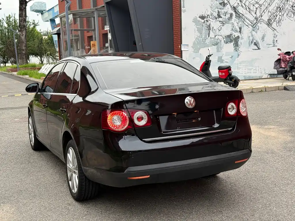 Volkswagen Sagitar — миниатюра 4