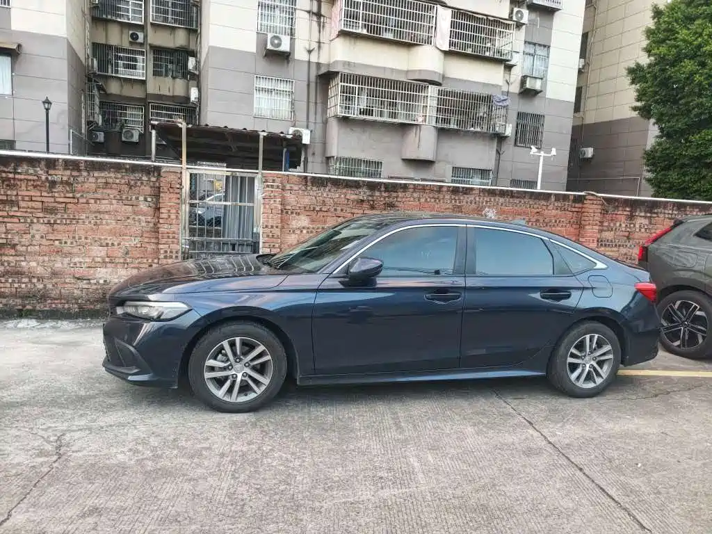 Honda Civic — миниатюра 9