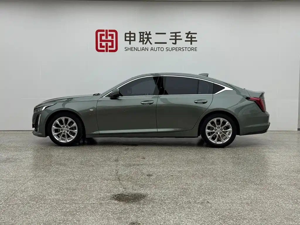 Cadillac CT5 — миниатюра 5