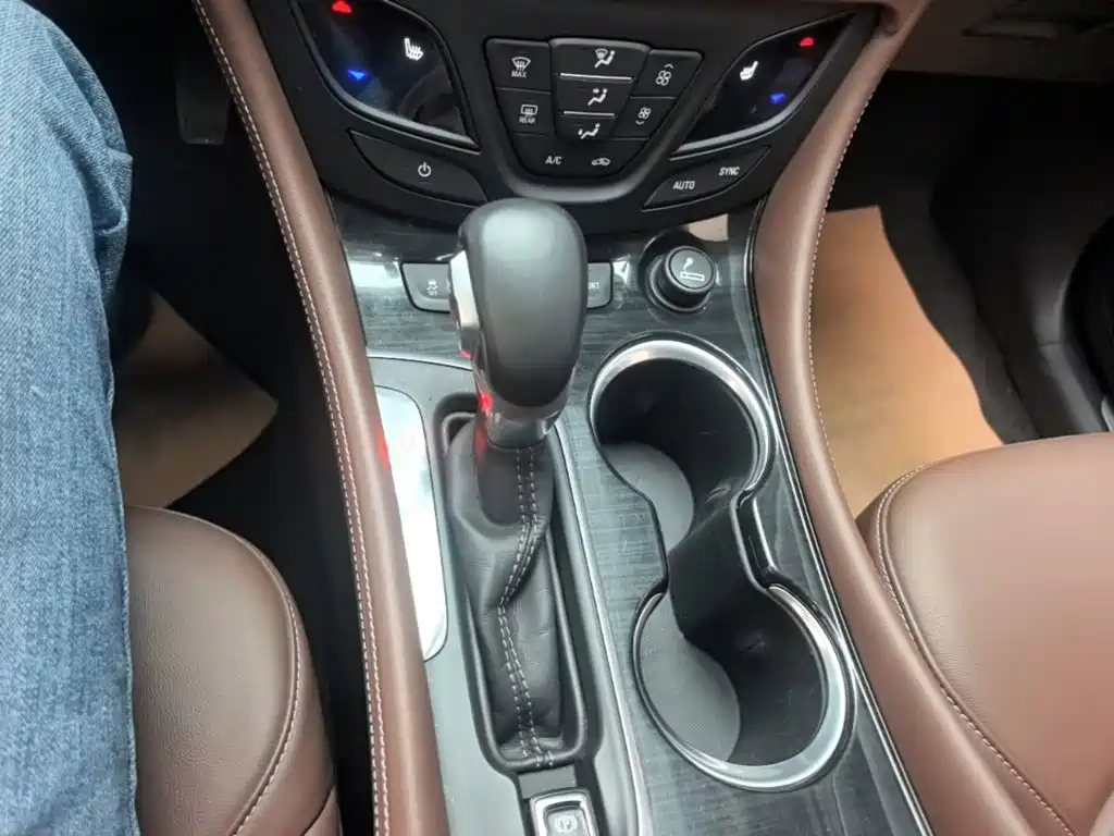 Buick Envision Plus — миниатюра 14