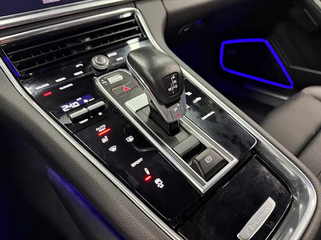 Porsche Panamera — миниатюра 18