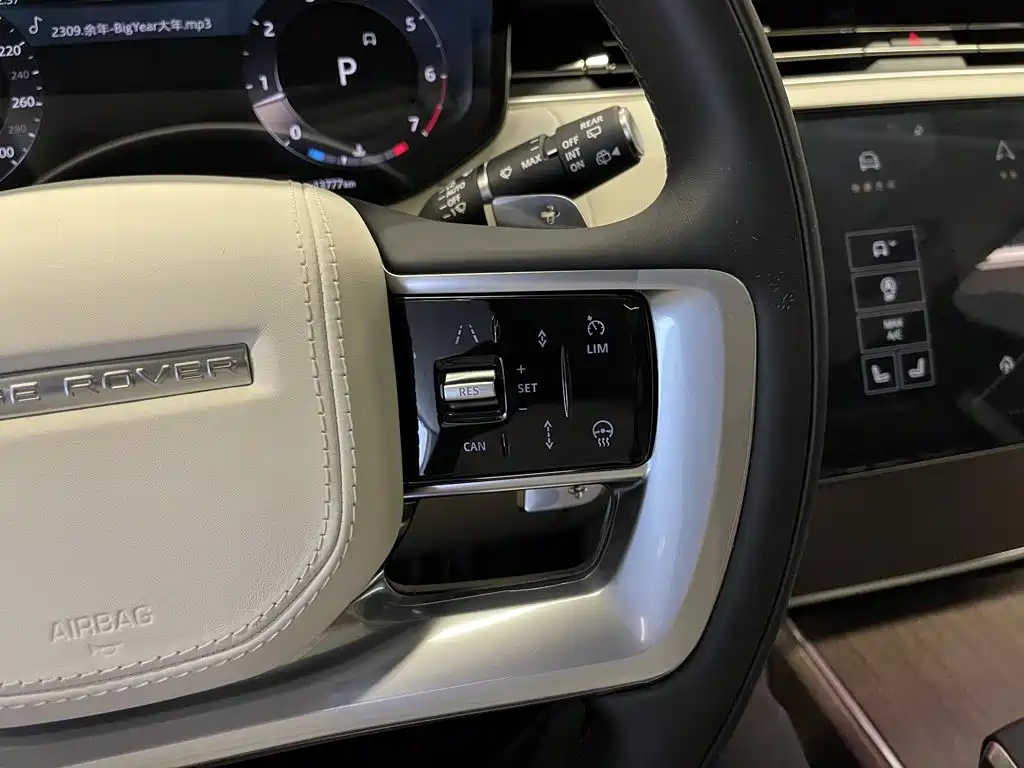 Land Rover Range Rover — миниатюра 22