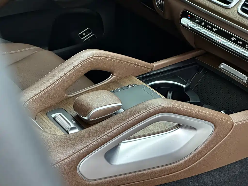 Mercedes-Benz GLE New Energy — миниатюра 20