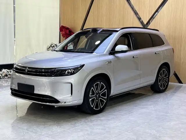 HONGMENG ZHIXING ASK THE WORLD M7 2024