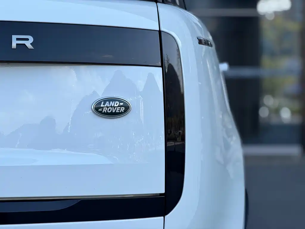 Land Rover Range Rover — миниатюра 9