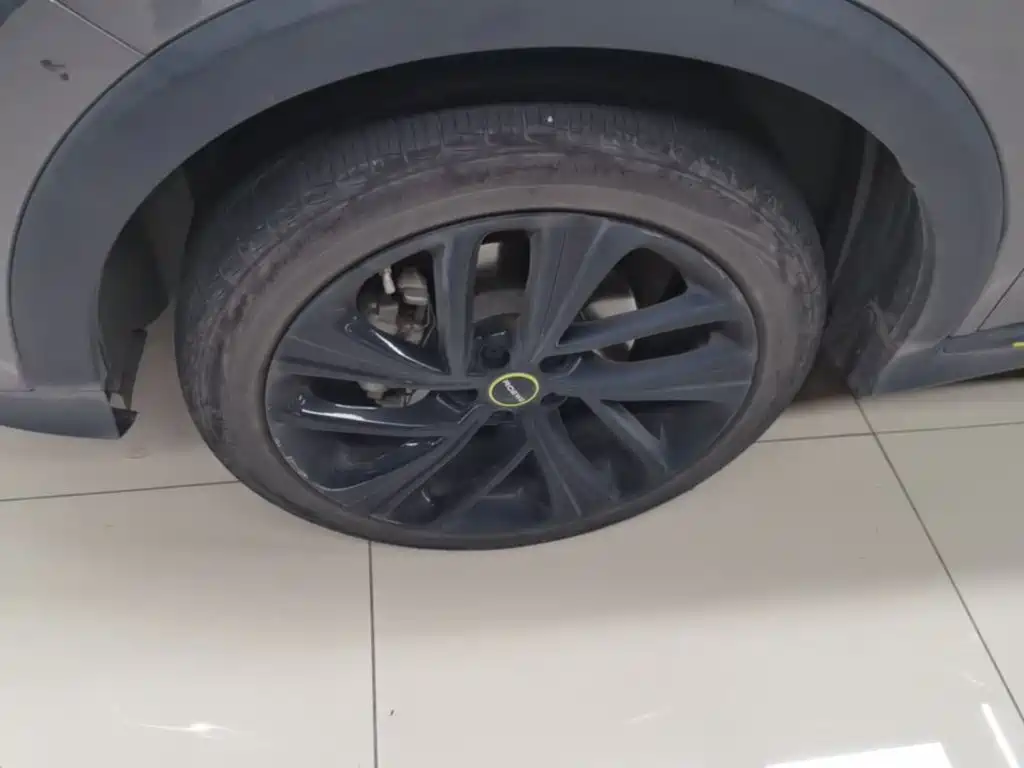 Roewe RX5 New Energy — миниатюра 23
