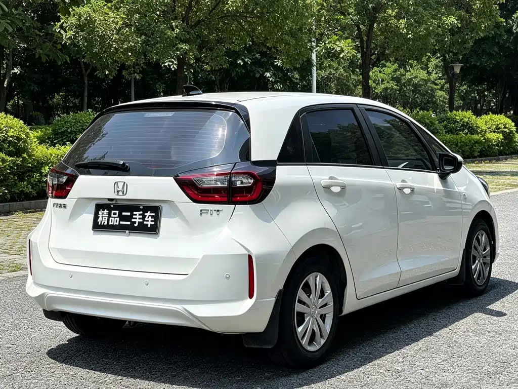 Honda Fit — миниатюра 5