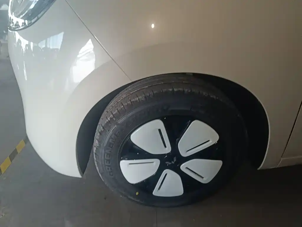 Wuling MINIEV — миниатюра 23