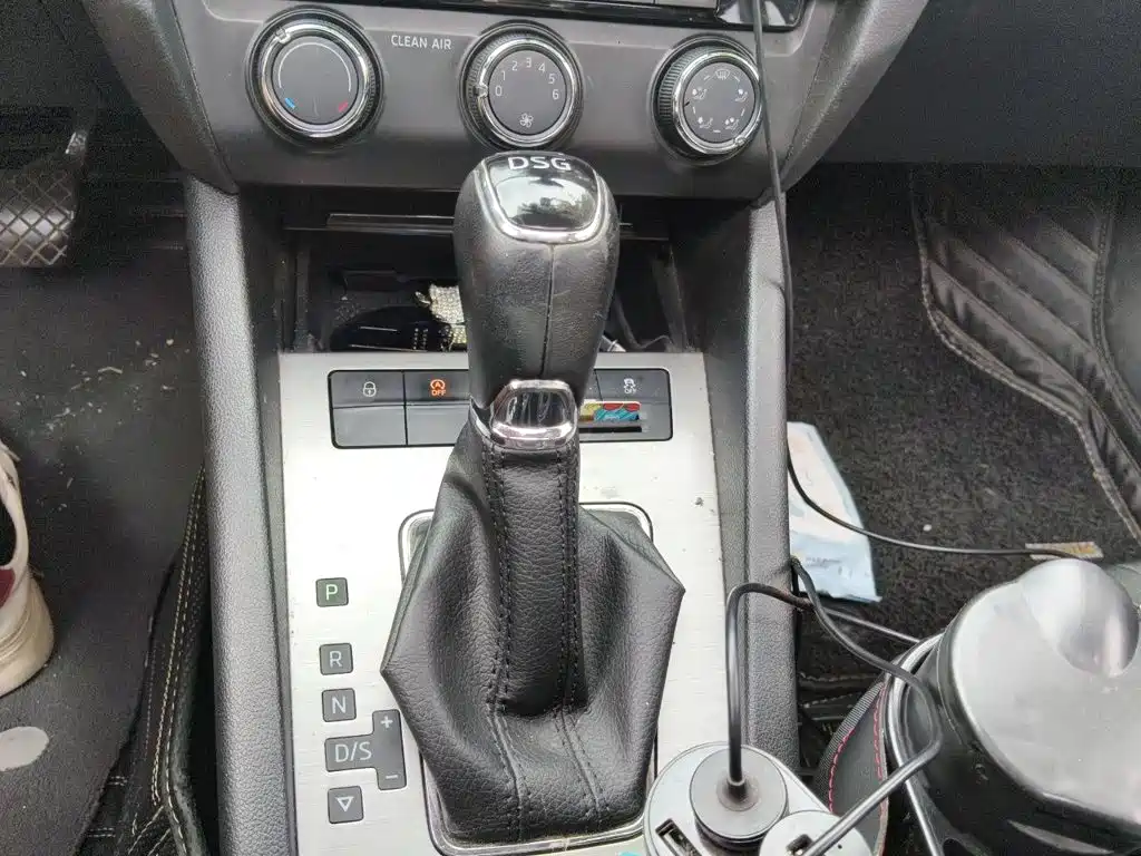 Skoda Octavia — миниатюра 7
