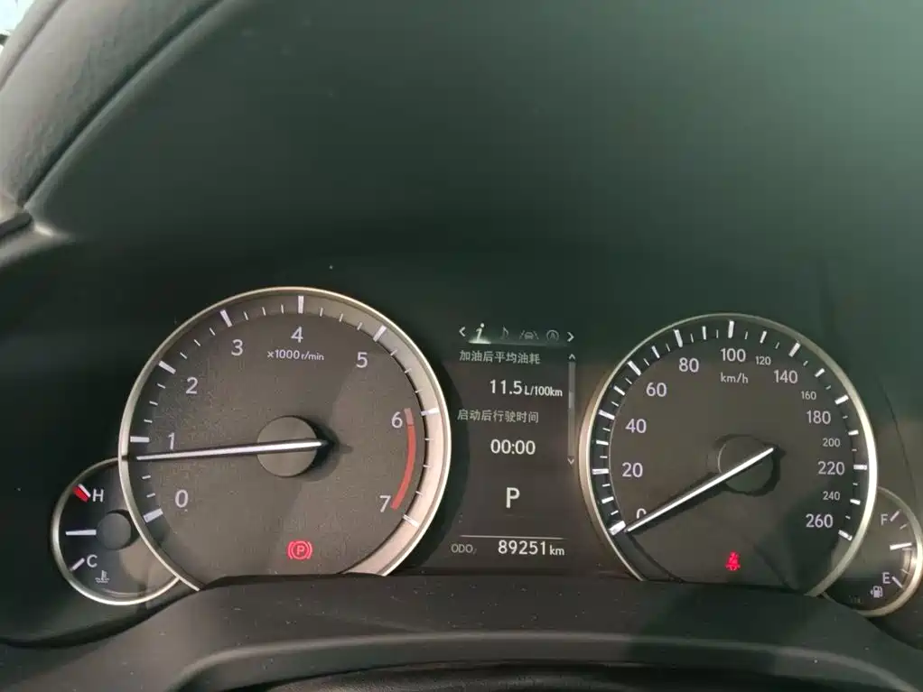 Lexus RX — миниатюра 11