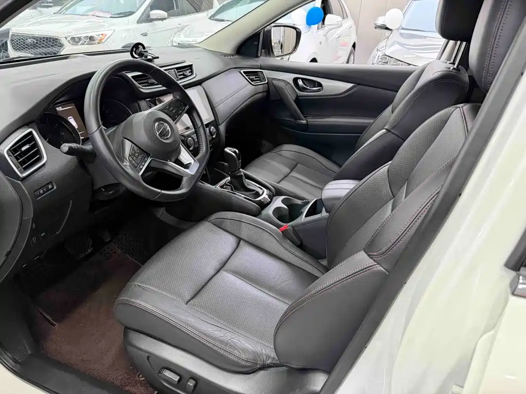 Nissan Qashqai — миниатюра 6