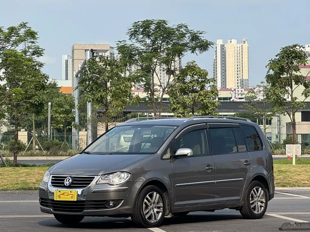 Volkswagen Touran 2010
