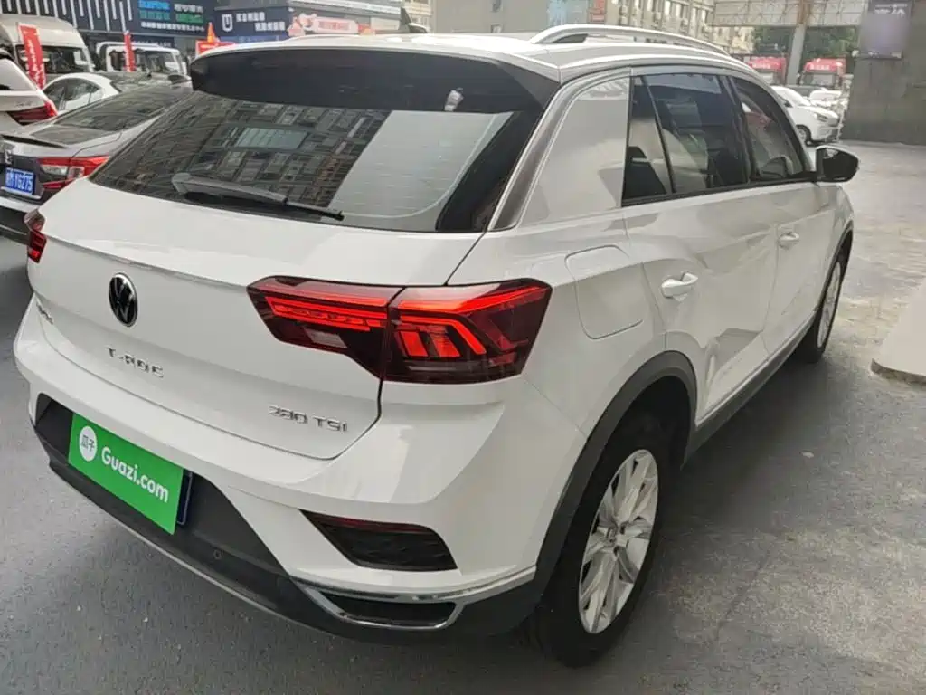 Volkswagen T-Roc — миниатюра 8