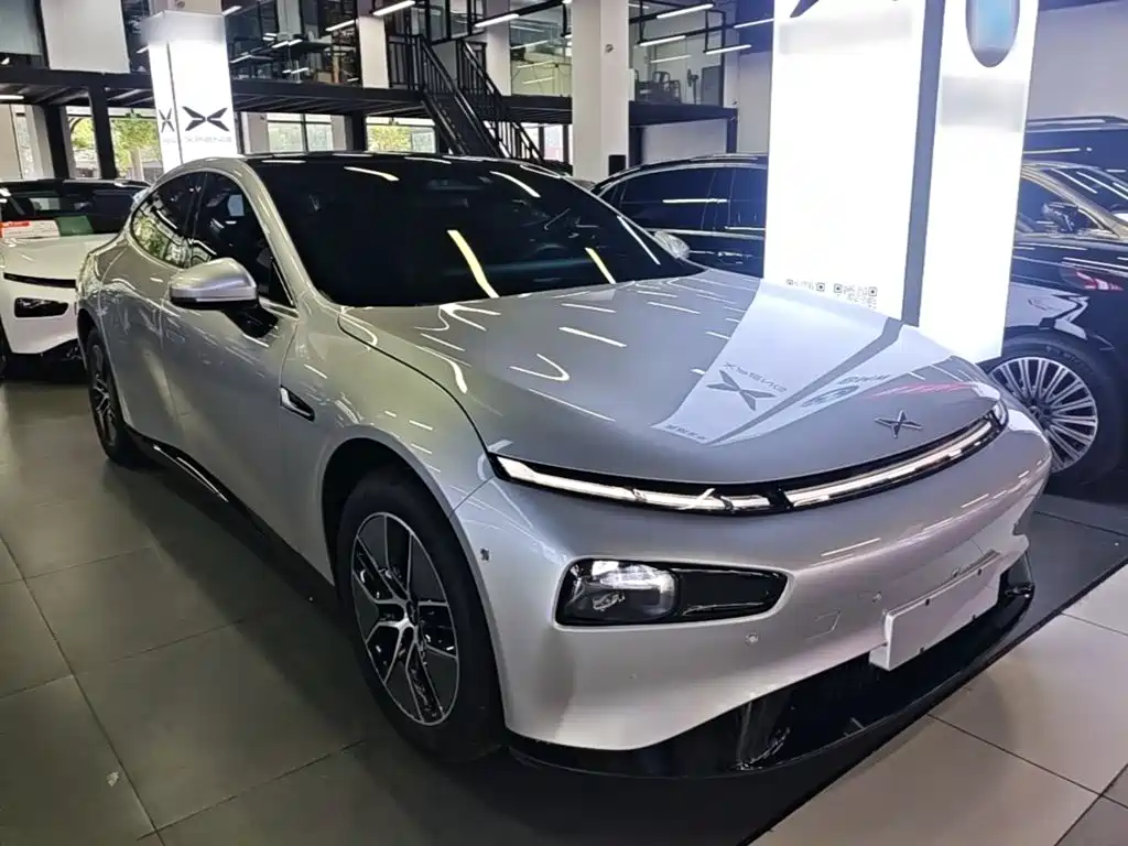 XPeng P7 — миниатюра 4