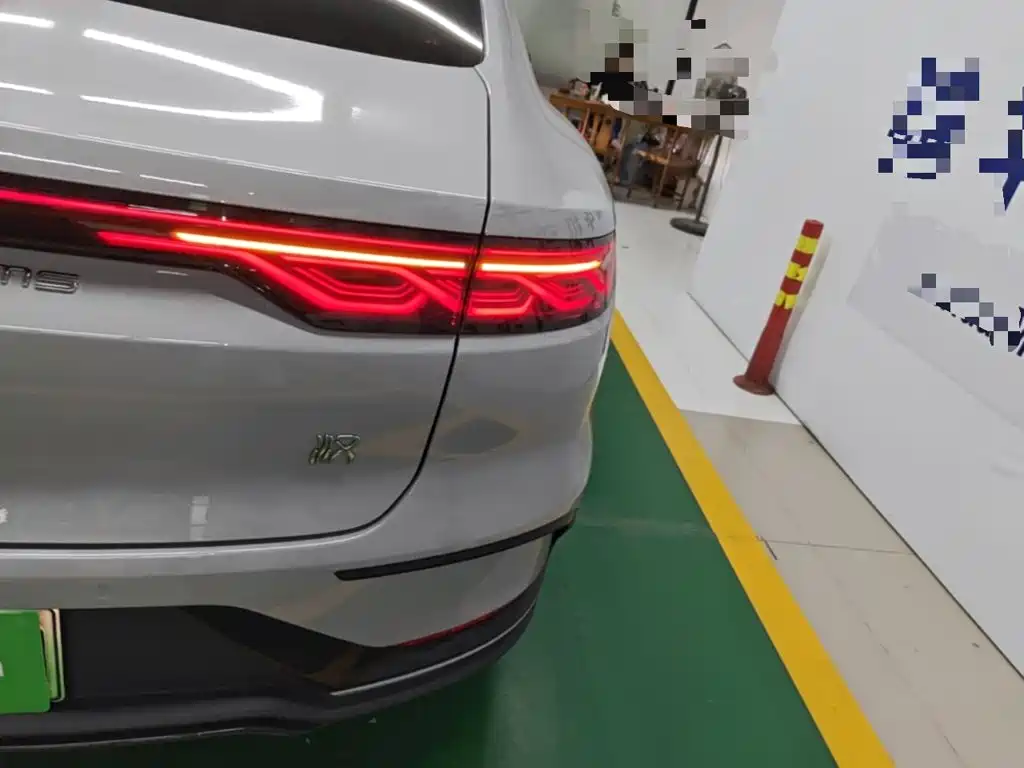 BYD Han — миниатюра 8