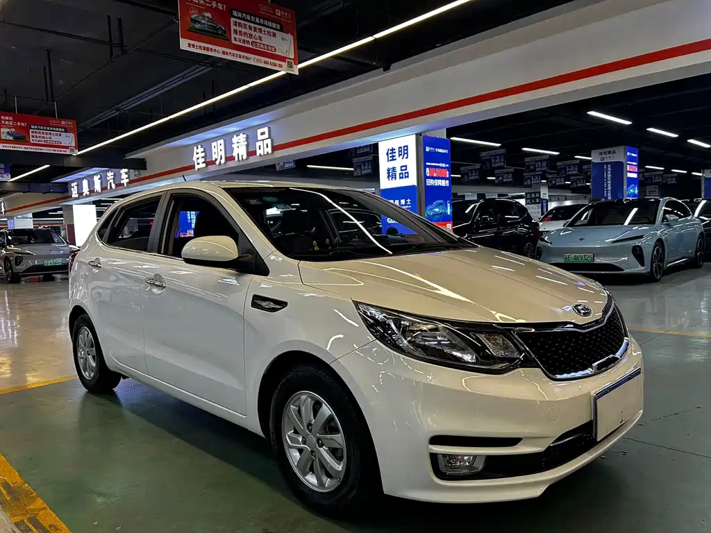 Kia K2 — миниатюра 3