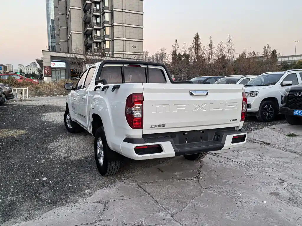 SAIC MAXUS CHASE T60