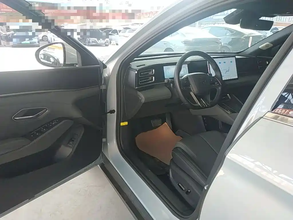 BYD Qin L — миниатюра 16