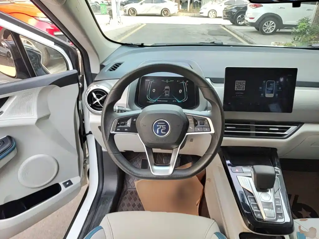 BYD Yuan Pro — миниатюра 11