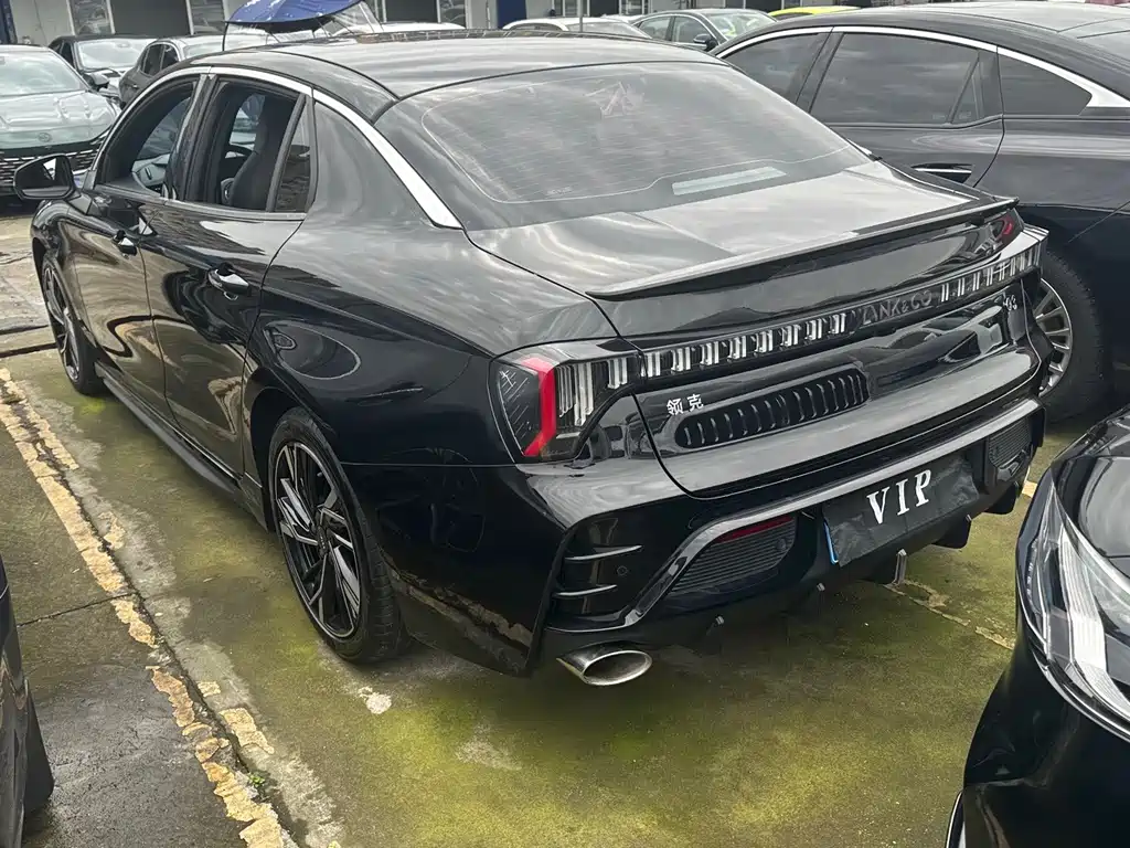 Lynk & Co 03 — миниатюра 12
