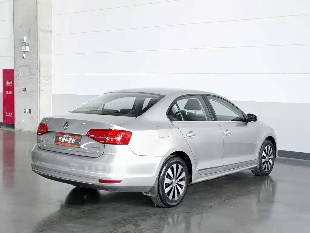 Volkswagen Sagitar — миниатюра 2