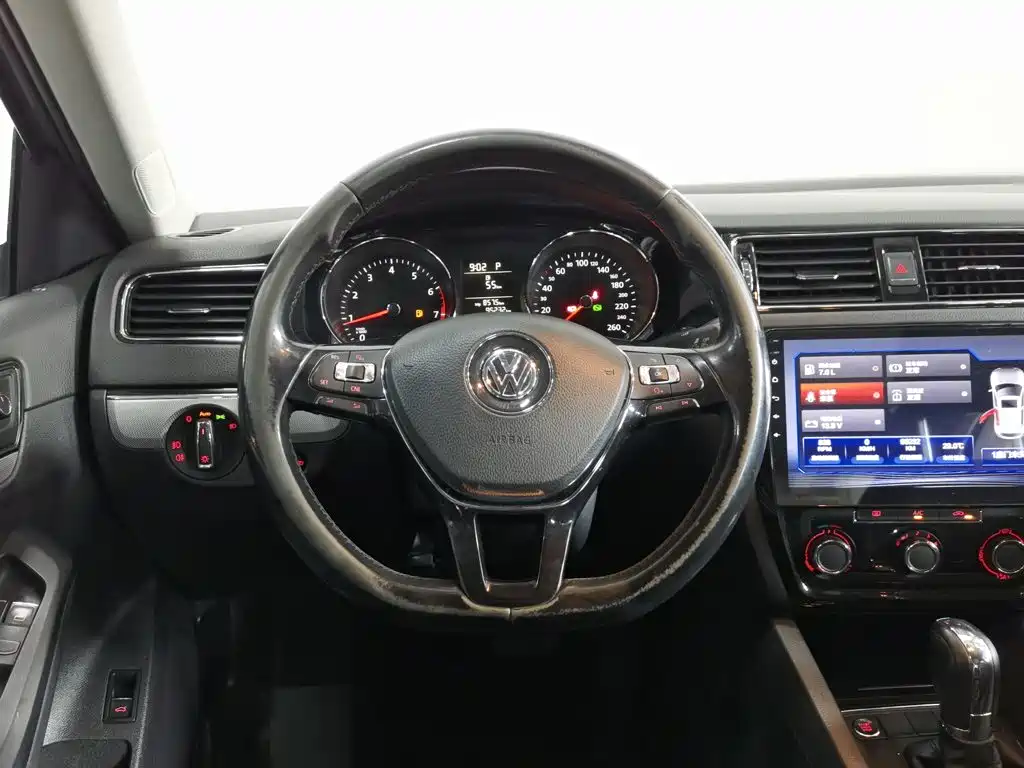 Volkswagen Sagitar — миниатюра 11