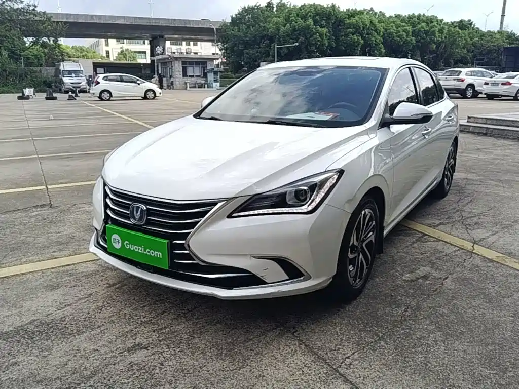 Changan Eado — миниатюра 2