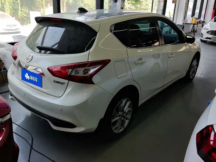 Nissan Tiida — миниатюра 3