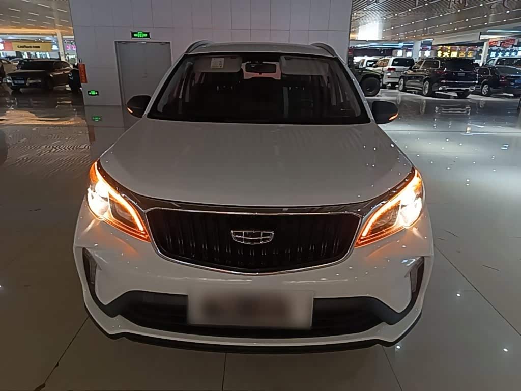Geely Vision X3 1.5 л 2022 г. Белый, пробег 40100 км